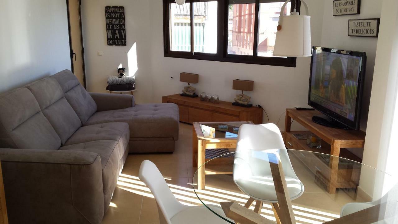 Santa Ana Apartment Onil Екстериор снимка